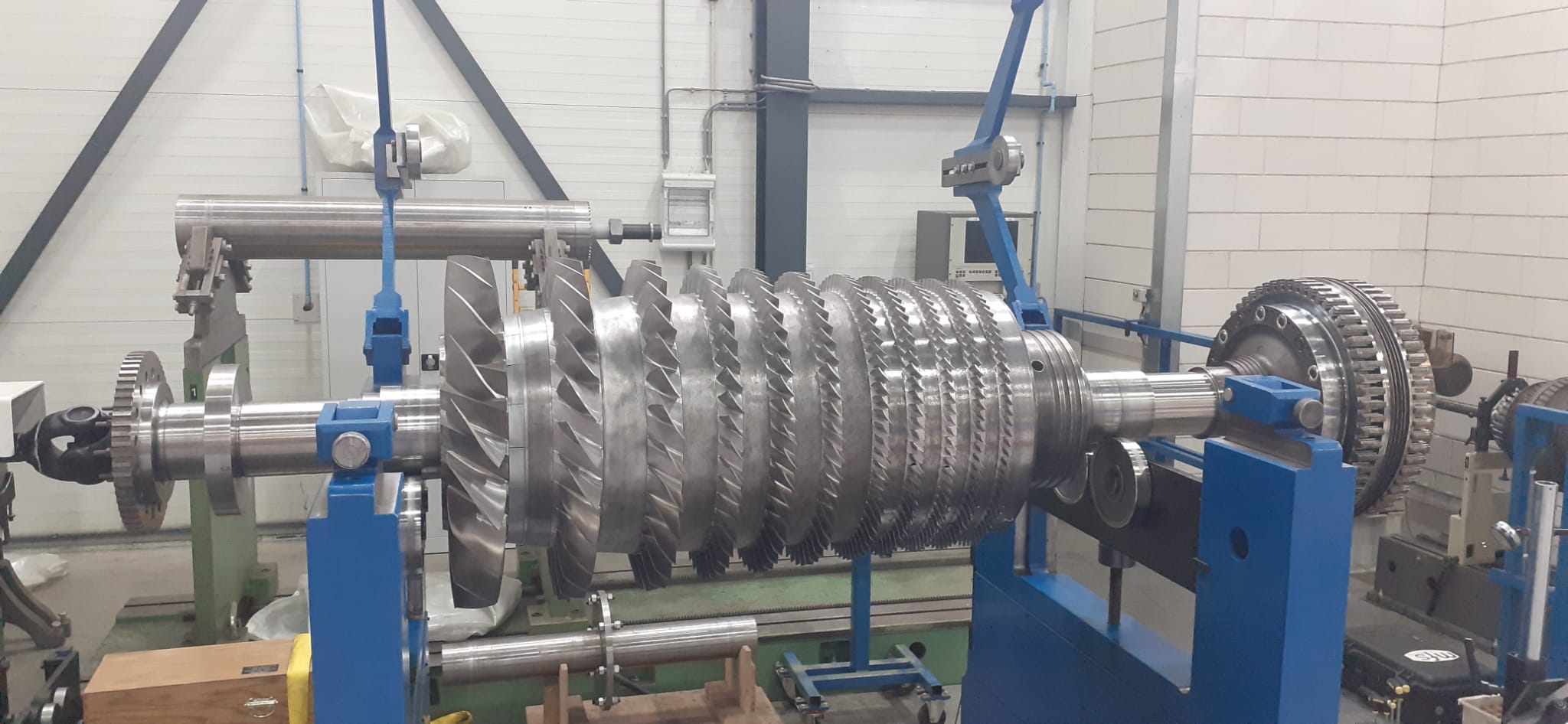 Preparation for rotor balancing in the MFS Workshop